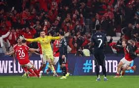 用冠军告别！雷速海报：布斯克茨&阿尔巴完成最后一舞，正式退役